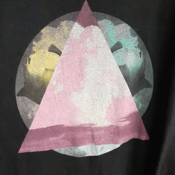 Flowy and fun top 🧜♀️ - Picture 2 of 8